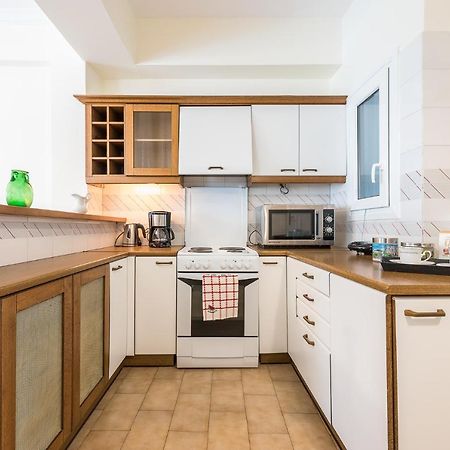 Comfy Apartment In Acropolis Area By Cloudkeys Афины Экстерьер фото