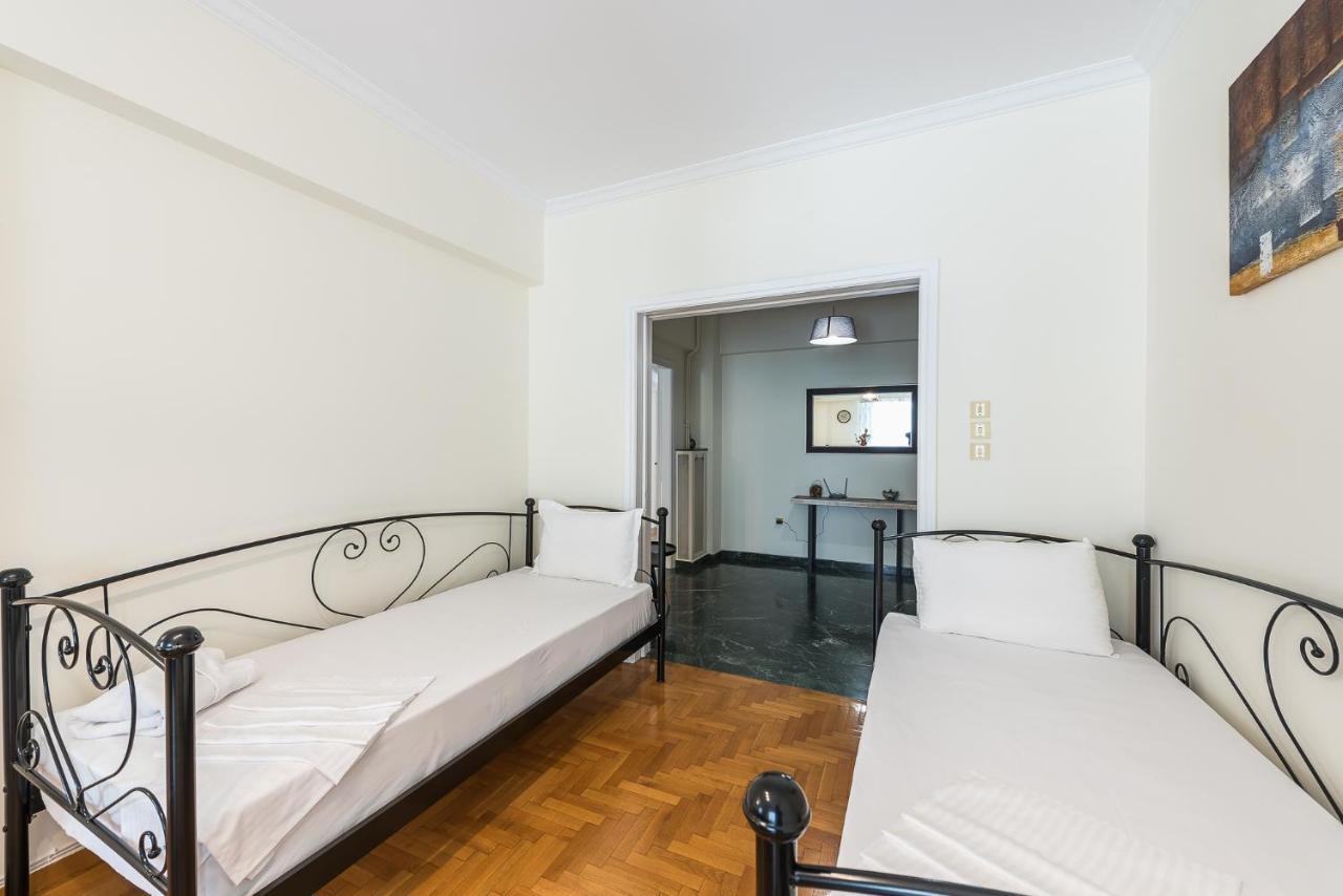 Comfy Apartment In Acropolis Area By Cloudkeys Афины Экстерьер фото